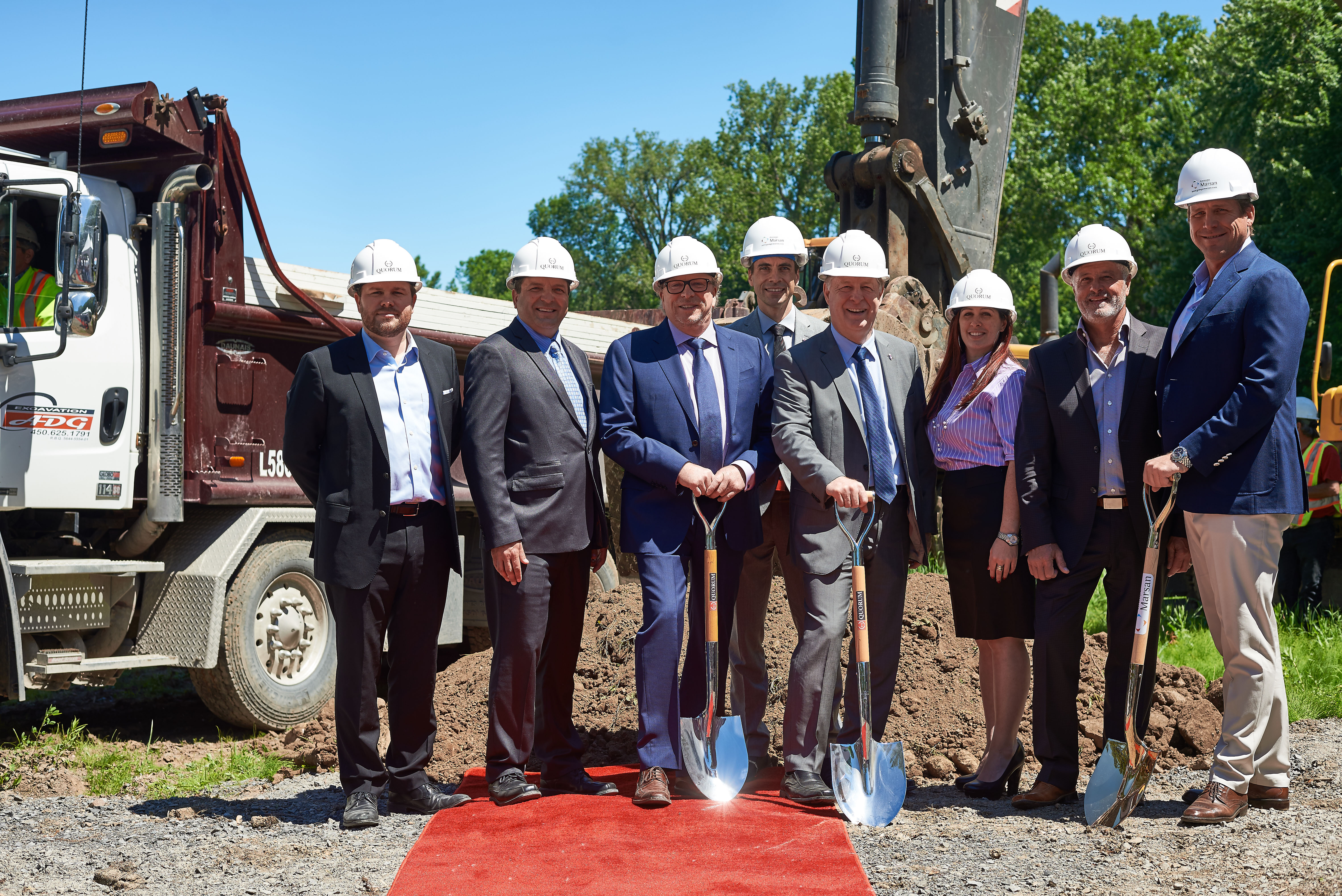 Le grand luxe à Lavalsurlelac Condo de luxe à Laval Quorum